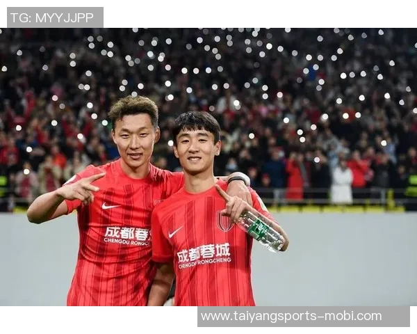 蓉城后卫李扬与海港俱乐部深入接触加盟事宜有望成行